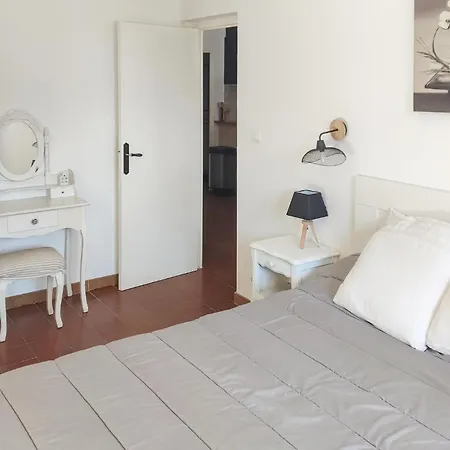 Apartment In With Wifi *