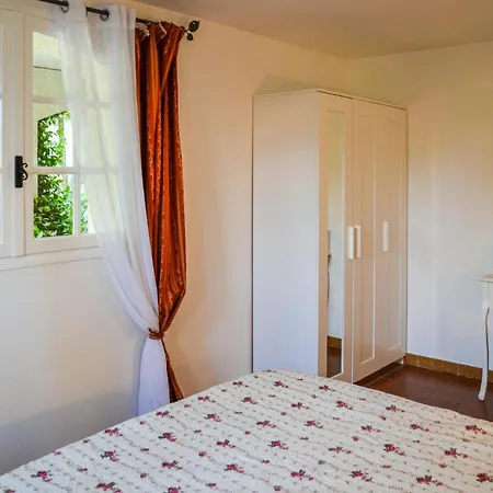Apartment In With Wifi